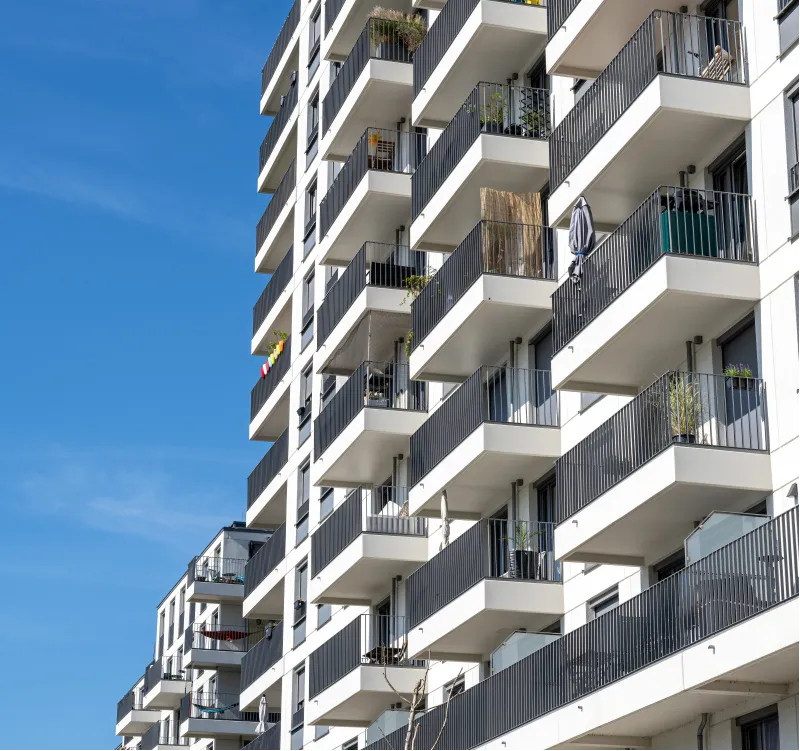 Water Reducing Admixtures in Concrete: Types, Mechanisms, and Applications