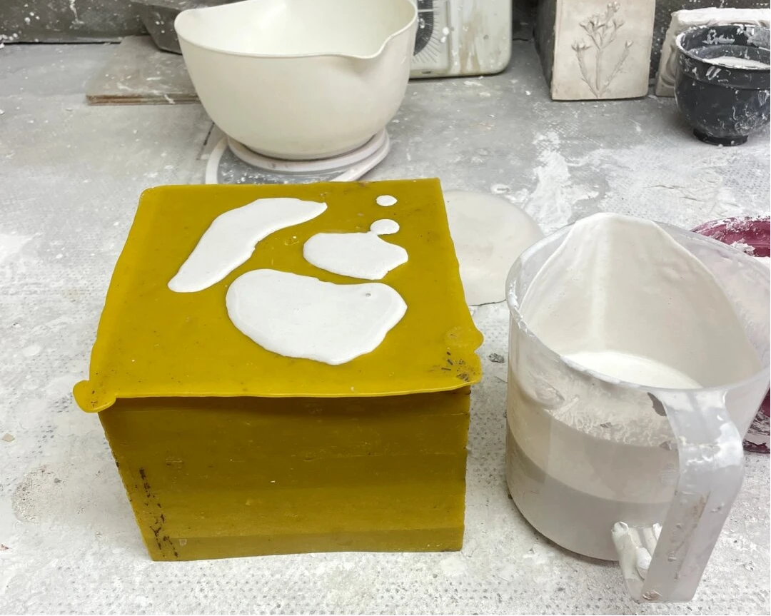 Industrial Additives That Make a Difference: Gypsum Retarders and Antifoaming Agents