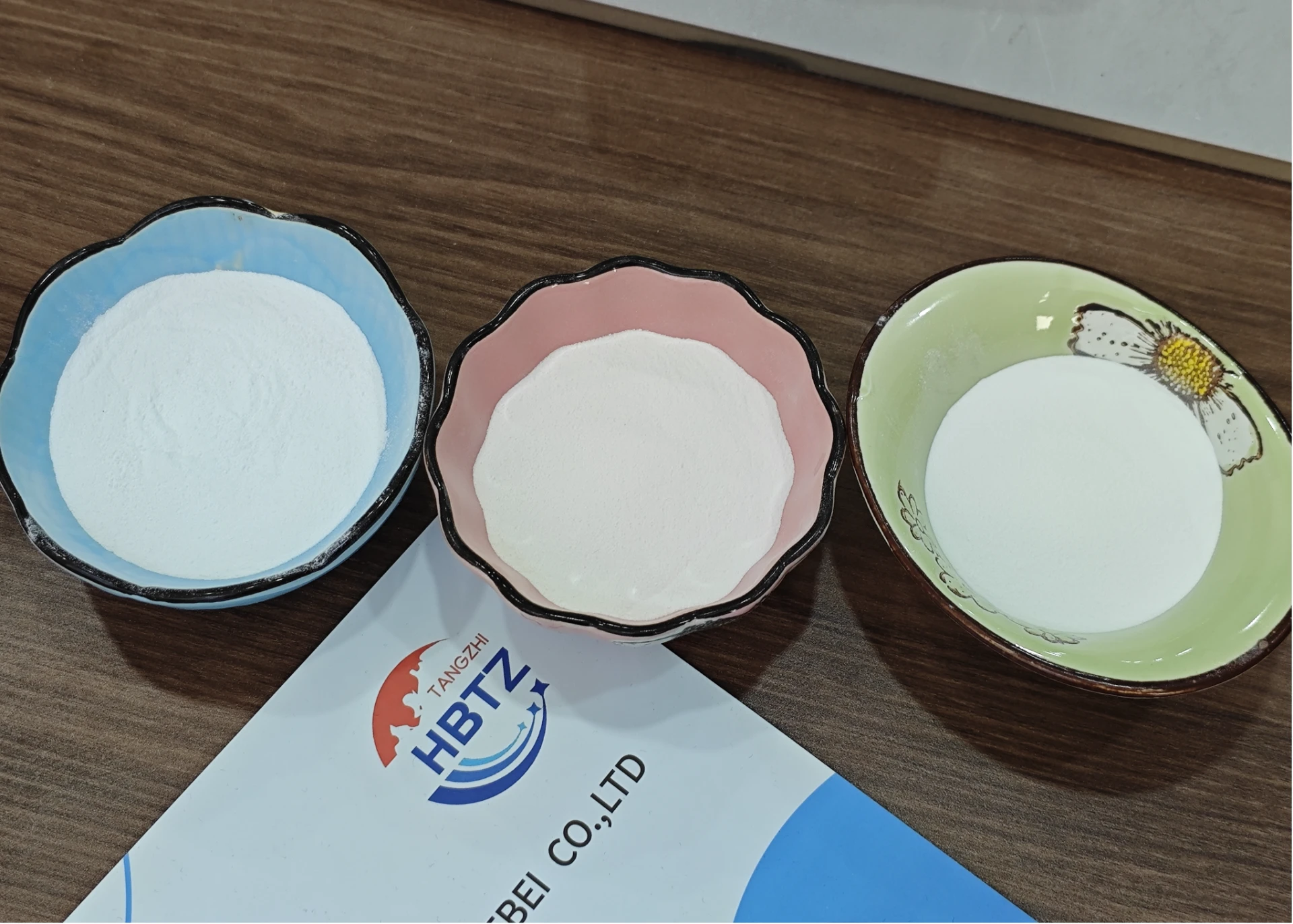 what is cellulose powder made of