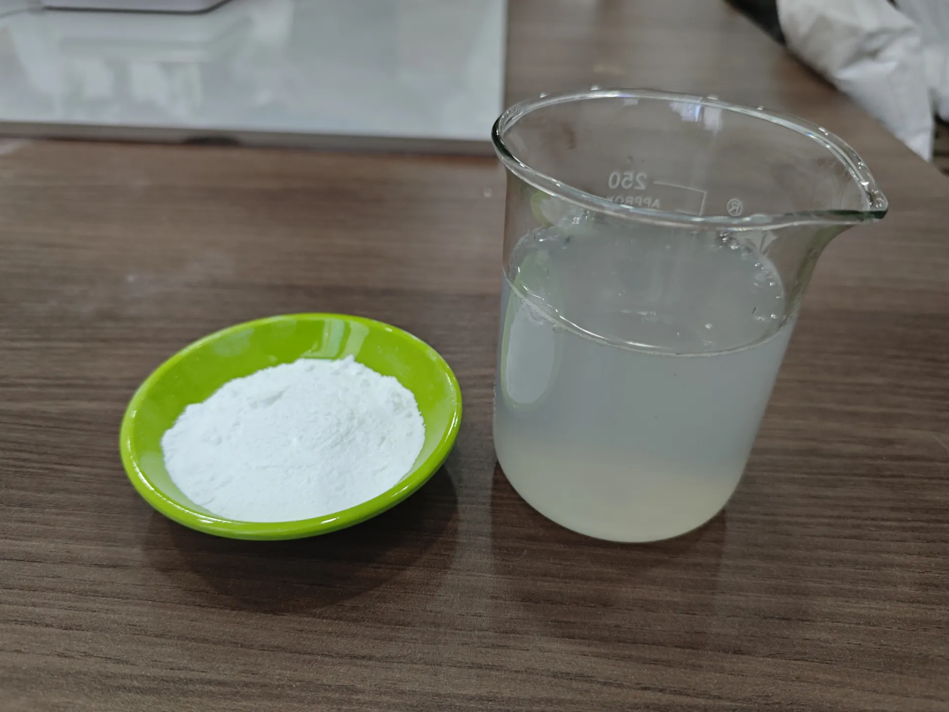 mhec-methhyl hydroxyethyl cellulose